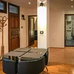 Appartement Charming In Heart Of *