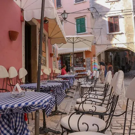 Charming In Heart Of Appartamento