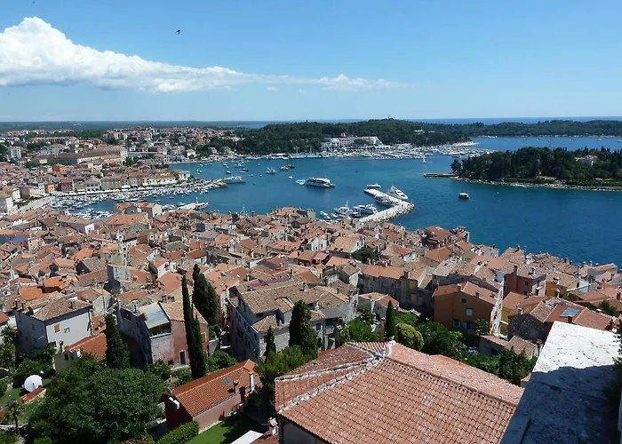 Charming In Heart Of Apartament Rovinj
