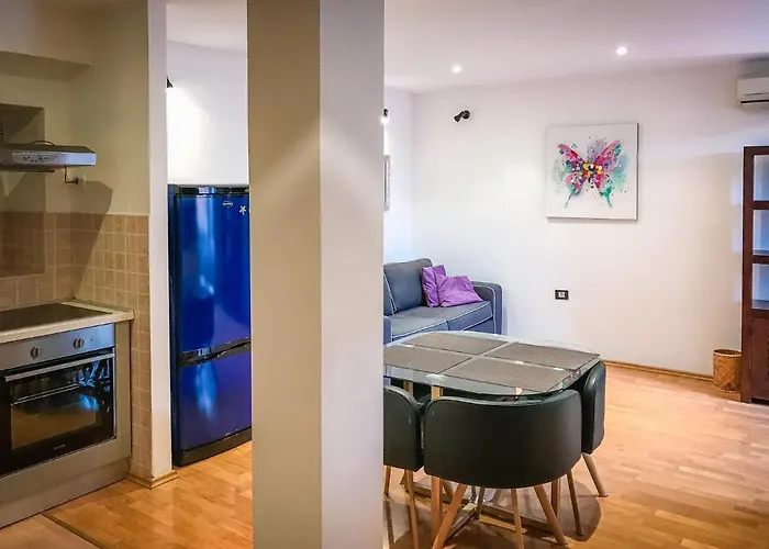 Charming In Heart Of Apartament Rovinj