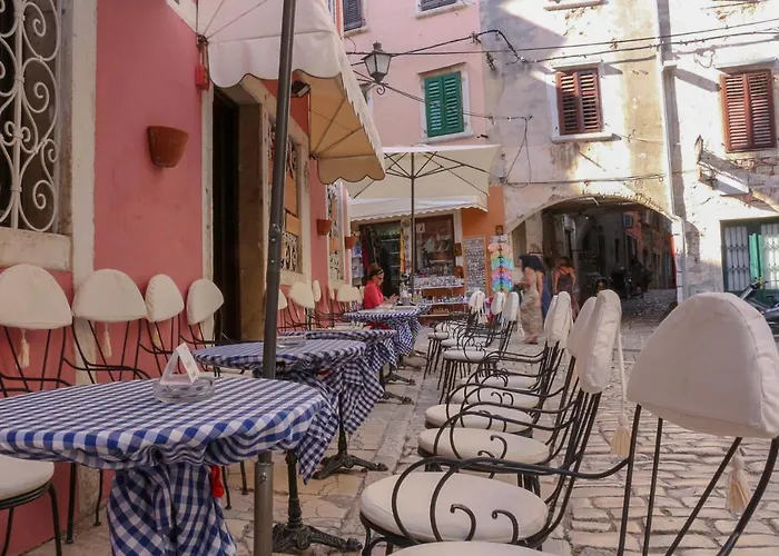 Charming In Heart Of Apartament